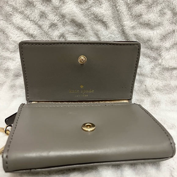 Kate Spade Darla Montford Park Keyring Wallet and Gift box - Picture 3 of 9